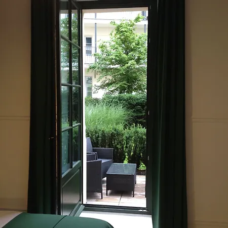 Premium Apartment *
